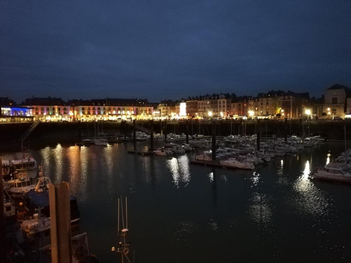 L'Ecoutille Dieppe Exteriör bild